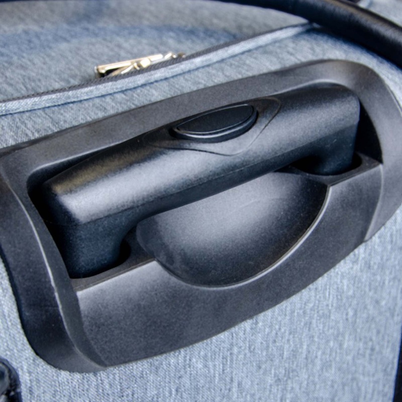 PFAFF creative icon 2 Luxe Serger Case