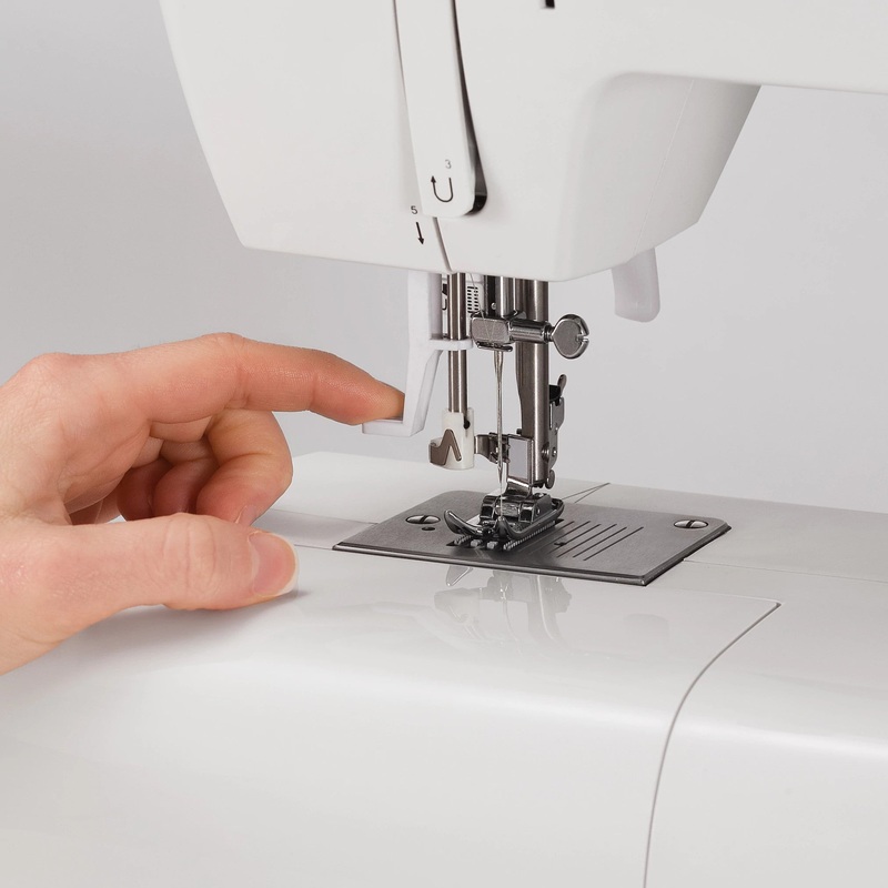 SINGER Tradition 2263 Sewing Machine