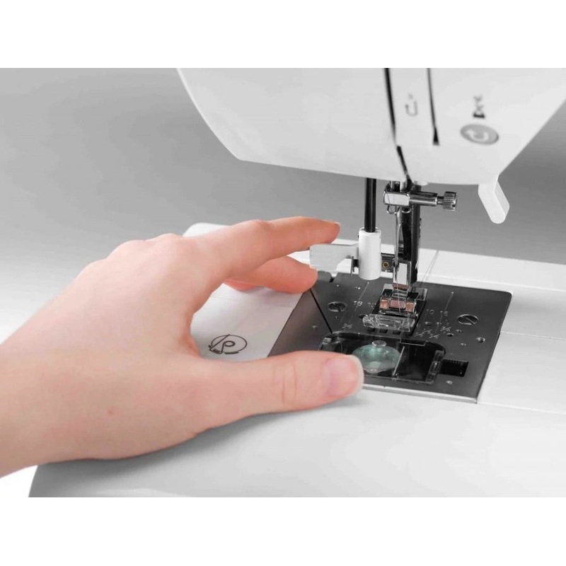 SINGER Confidence 7465 Sewing Machine