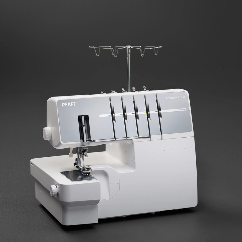 PFAFF coverlock 3.0 Machine