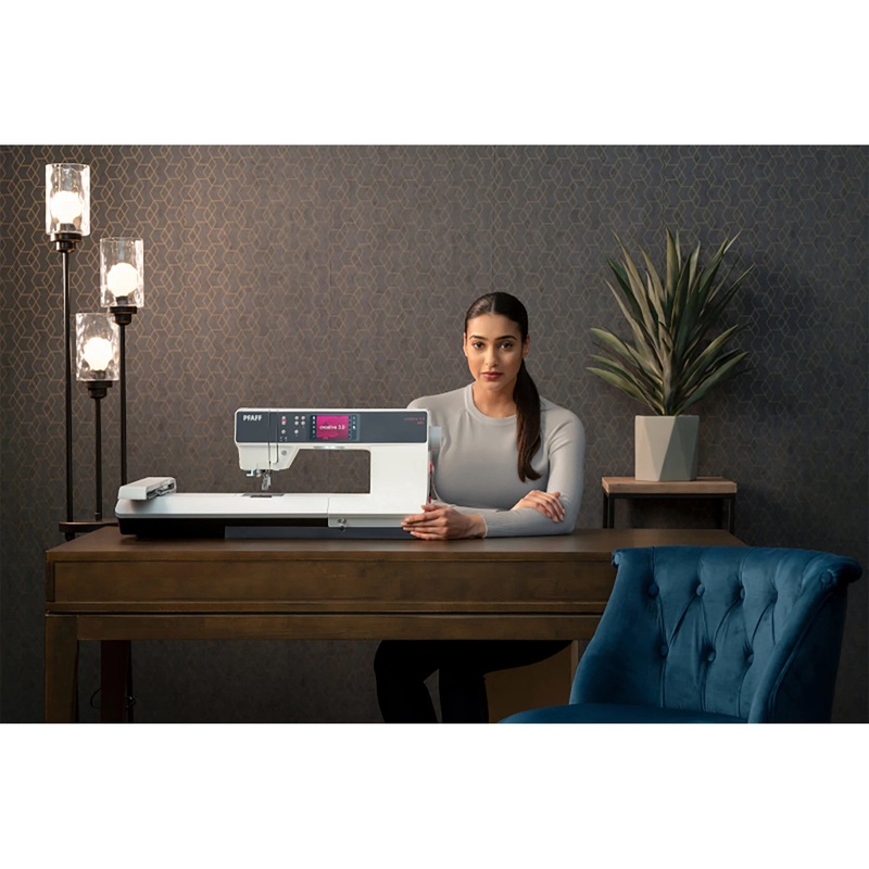 PFAFF creative 3.0 Sewing & Embroidery Machine