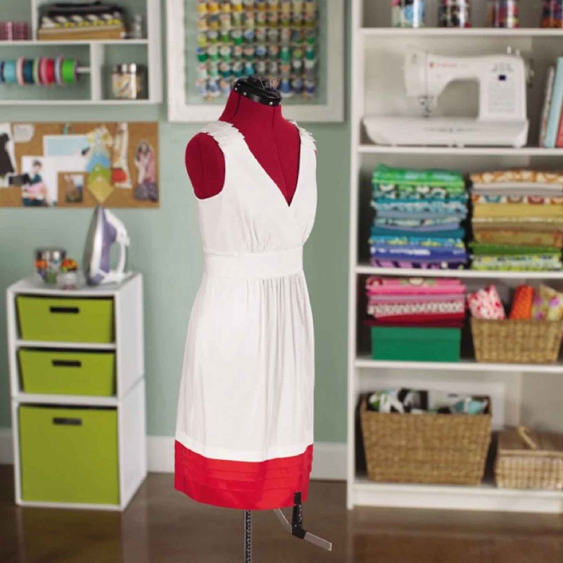 SINGER Adjustable Dress Form – Small/Medium