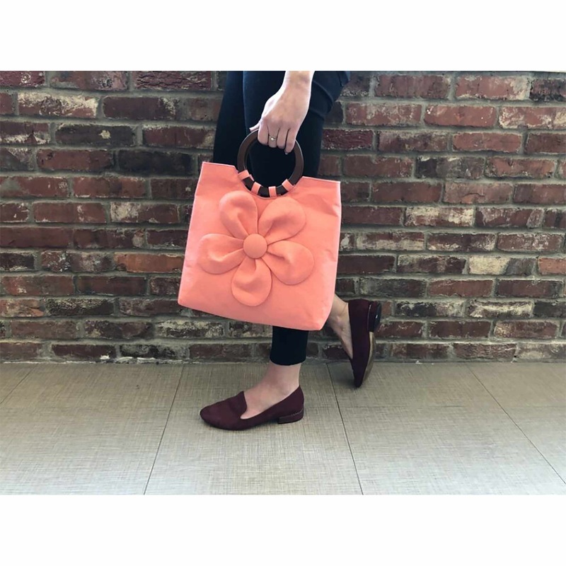 SINGER MOMENTO 24 inch x 24 inch Fabric Grip Mat