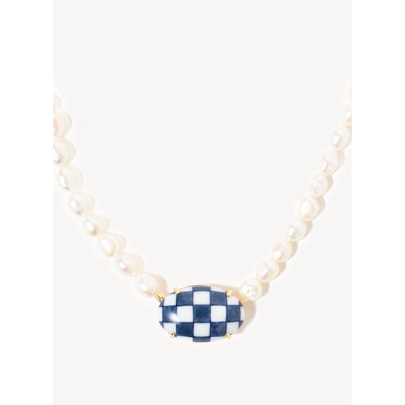 Arita Ware Motif Checkered Pearl Long Necklace