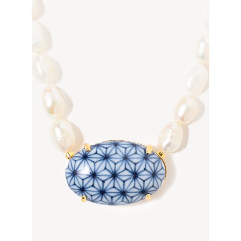 Arita Ware Motif Leaf Pearl Short Necklace