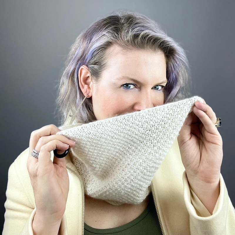 Cardiff-Ito Cowl Knitting Kit | Cardiff Small Cashmere, Ito Kinu & Knitting Pattern (#361)