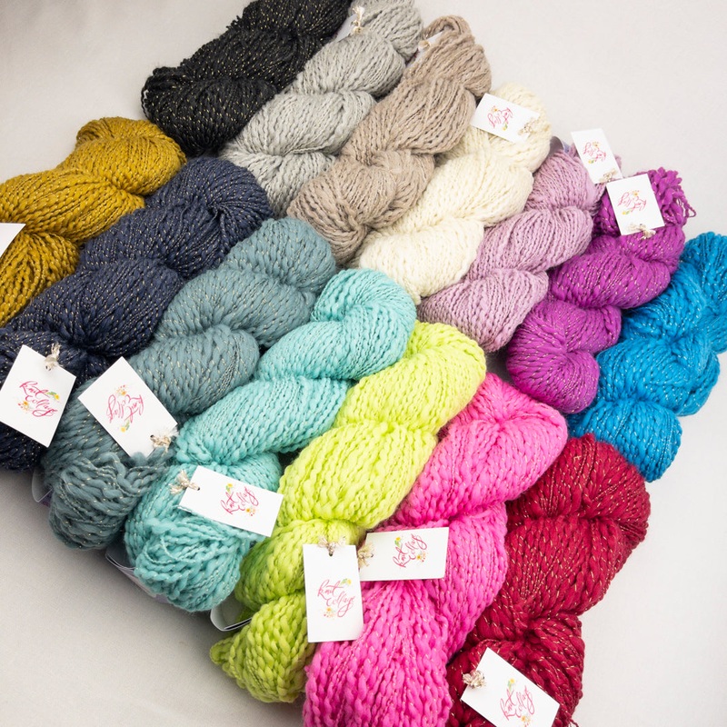 Knit Collage Spun Cloud Light|Into The Pink|Key To My Heart|Golden Age|Firefly|Hazy Willow Green|Aquamarine|Peacock|Caspian Blue|Soft Lilac Mist|Electric Violet|Fawn Heather|Snowy|Coziest Grey|Glitch In The Matrix
