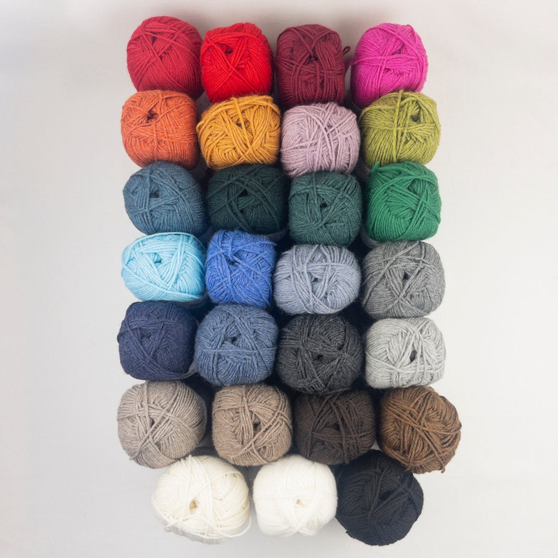 Plymouth Galway Worsted|768 Raspberry Heather|16 True Red|44 Cherry Red|212 Copper|772 Cabernet|765 Rustic|756 Sunflower Heather|154 Apricot|147 Hot Neon Yellow|754 Turtle Heather|82 Forest Green|775 Juniper Heather|705 Blue Heather|762 Mallard|773 Blue J