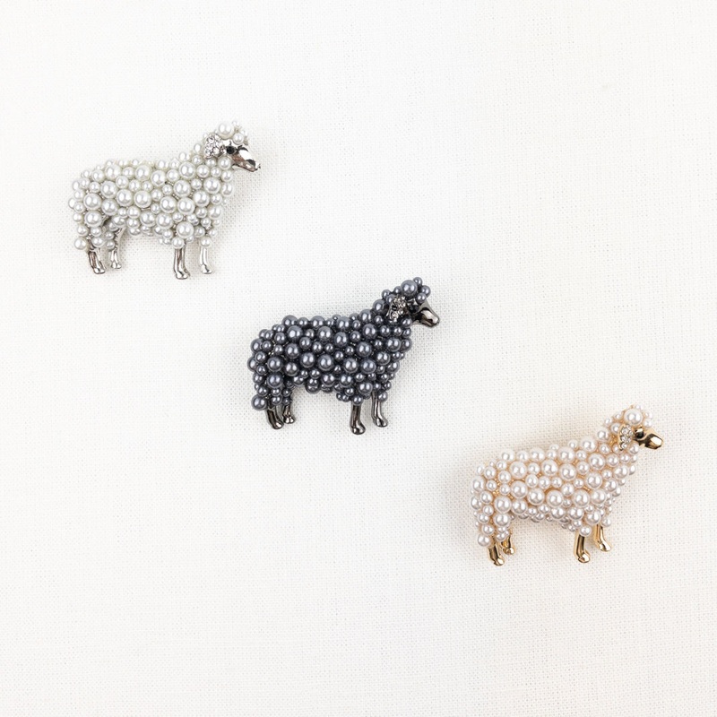 Atelier Sheep Faux Pearl Pin|White Pearl|Natural Pearl|Tahitian Pearl