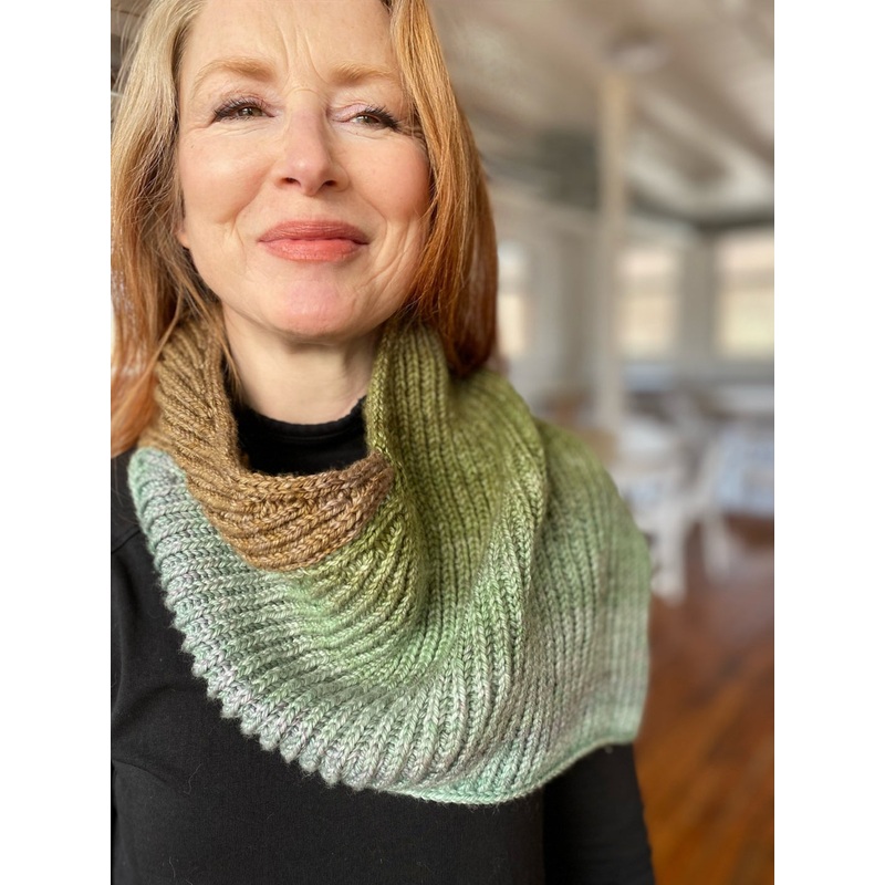 Cyclone Cowl Knitting Kit | Freia Superwash Merino Silk Worsted