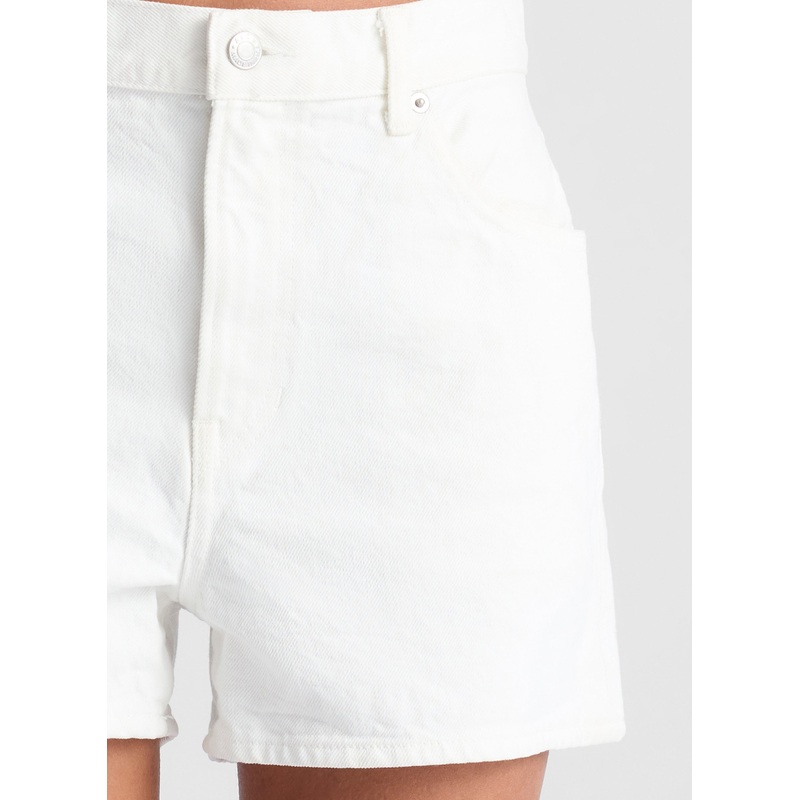 The 110 Straight Denim Short|White|24|25|26|27|28|29|30|31|32