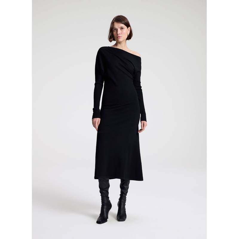 Liv Fine Merino Knit Midi Dress