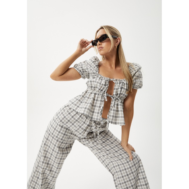 AFENDS Womens Leo –  Seersucker Tie Front Top – Black / White