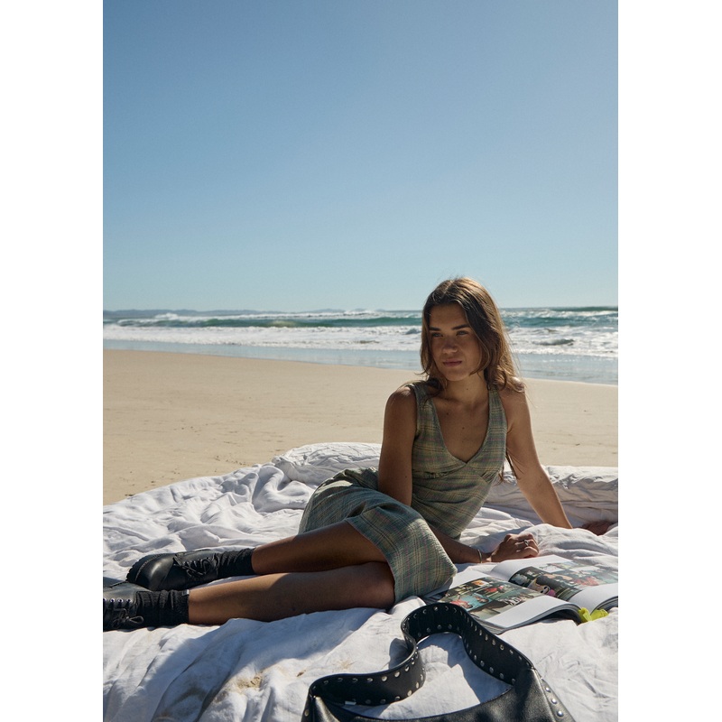 AFENDS Womens Position – Seersucker Maxi Dress – Green Check