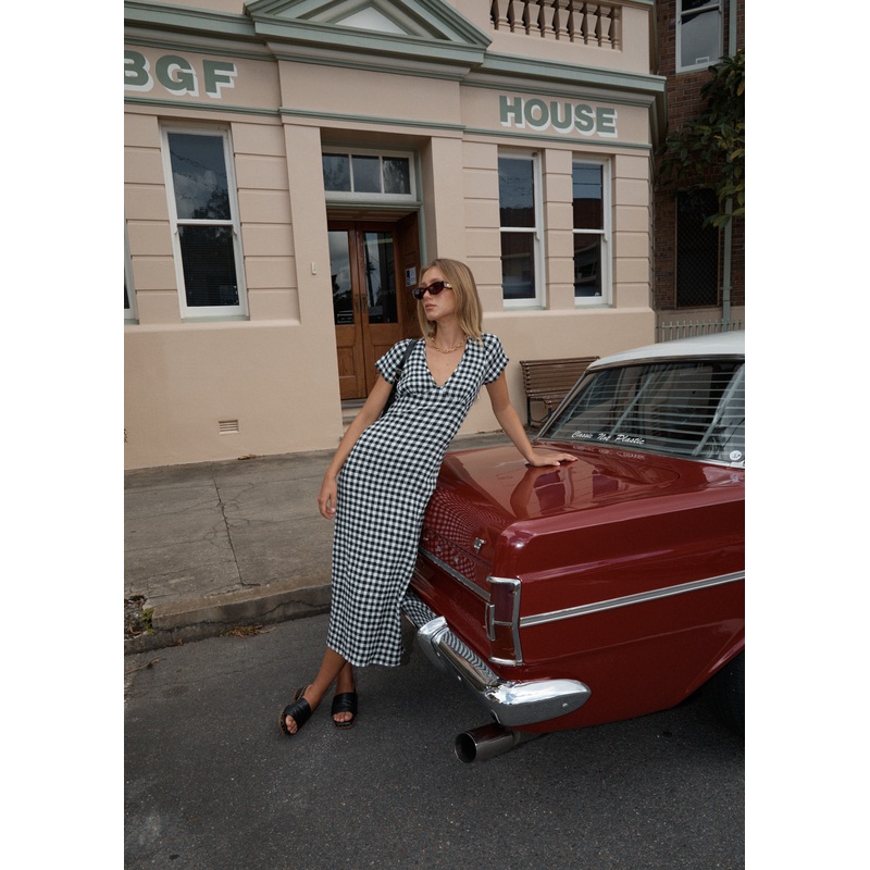 AFENDS Womens Rowan – Seersucker Check Maxi Dress – Black / White