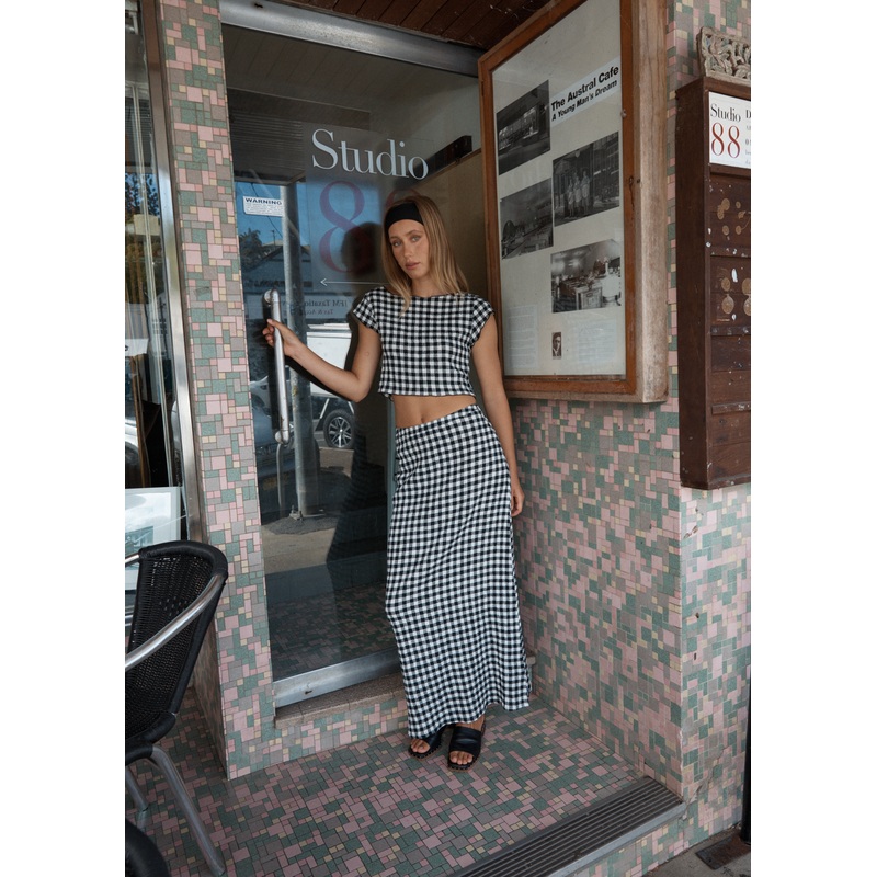 AFENDS Womens Rowan – Seersucker Maxi Skirt – Black / White