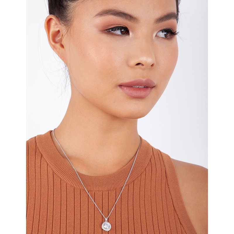 Round Circular Crystal Pendant Necklace