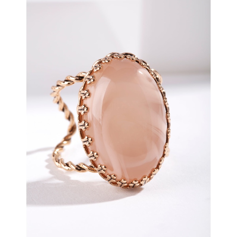 Antique Gold Oval Claw Ring