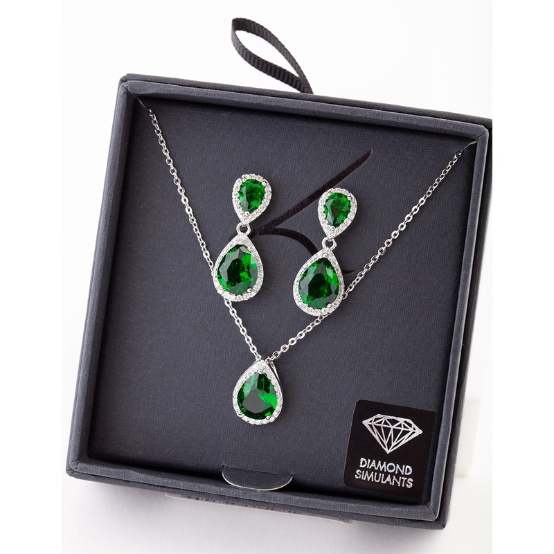 Green Diamond Simulant Teardrop Jewellery Set