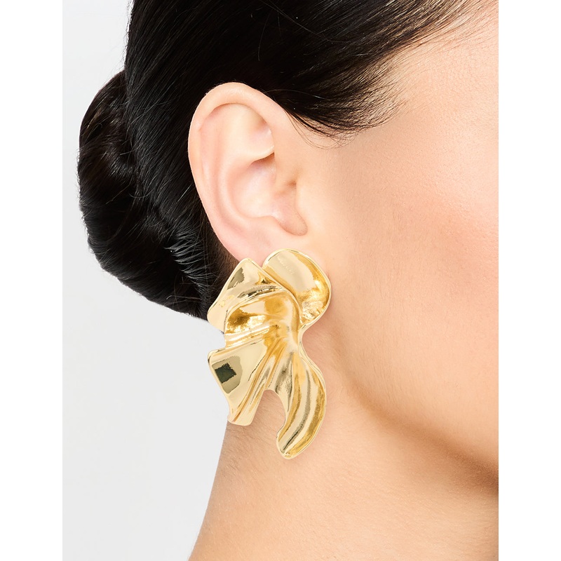 Gold Plated Textured Flower Fan Earrings